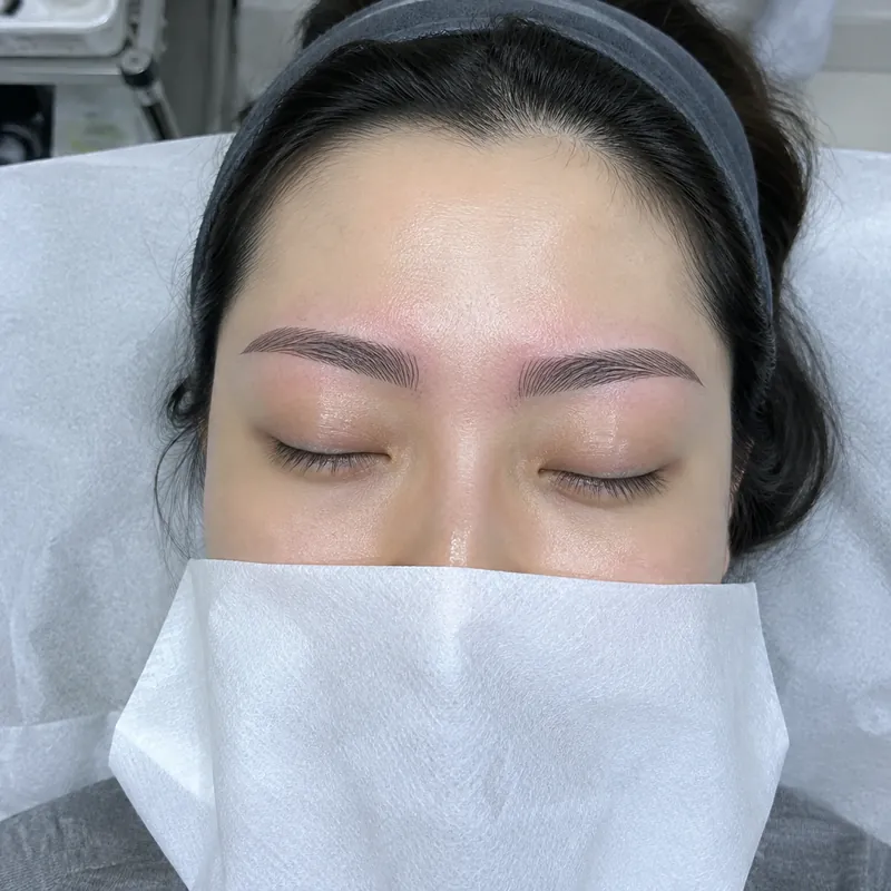 압량읍 엠보눈썹 시술 예시 이미지