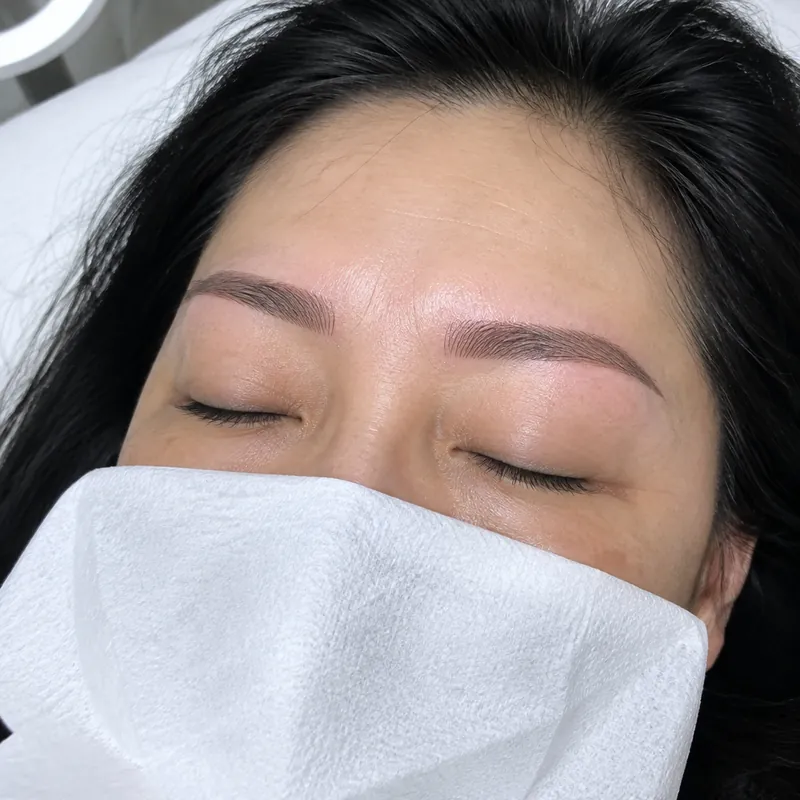 창녕읍 콤보눈썹 시술 예시 이미지